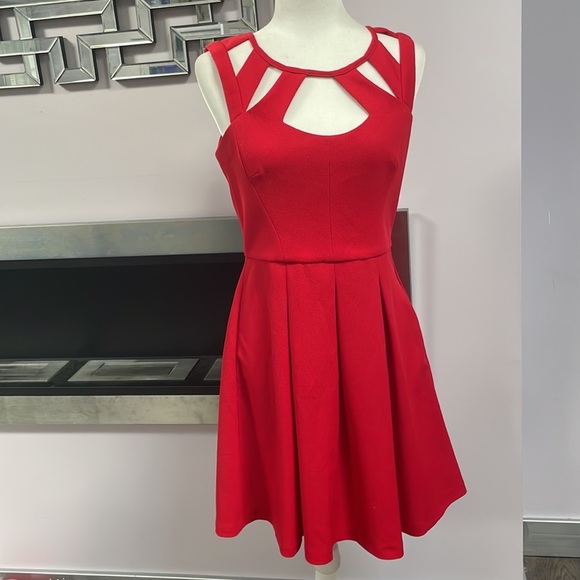 Betsey Johnson Dresses & Skirts - ♡Red Betsey Johnson, dress size 6